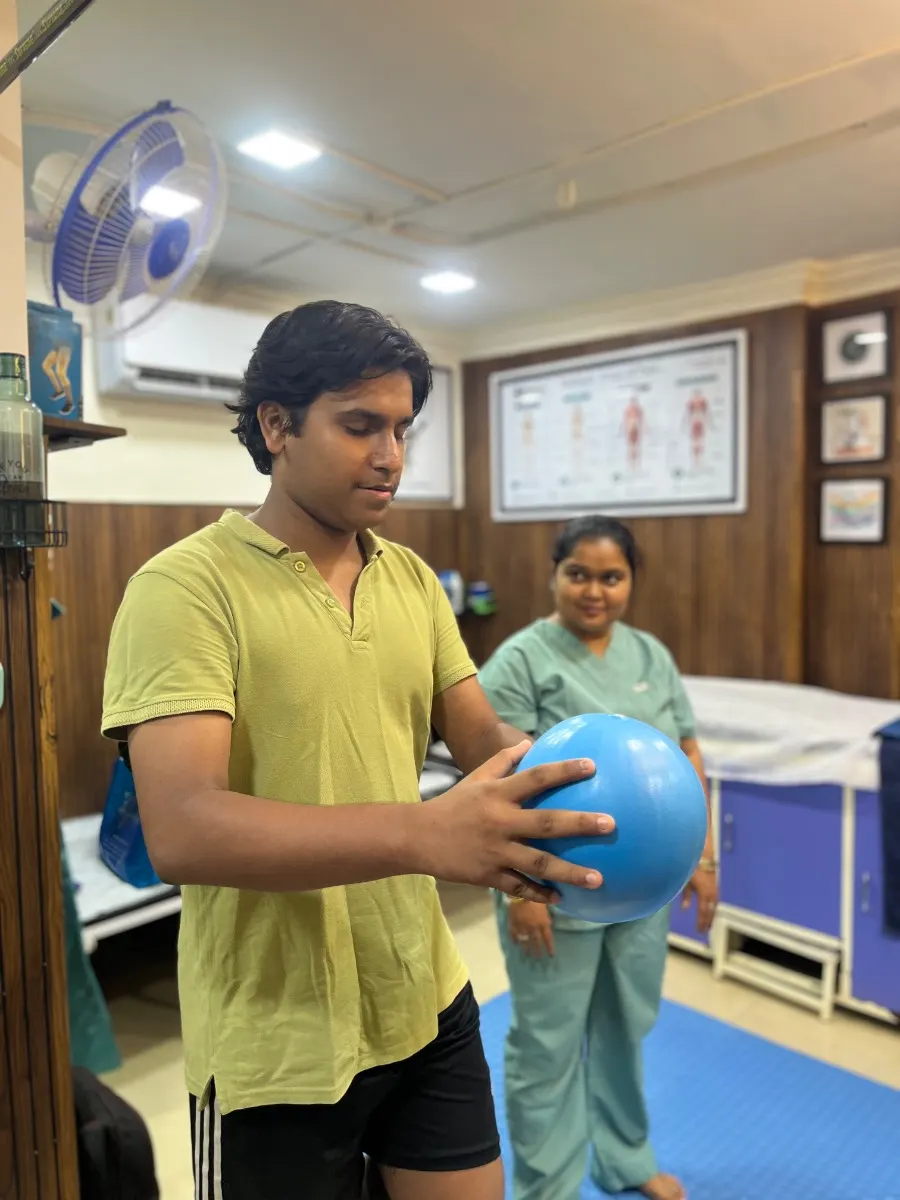 Plexus Physiotherapy Center - Vasai East - Treatment facility and rehabilitation equipment in Vasai East Ie, Palghar - Photo 2