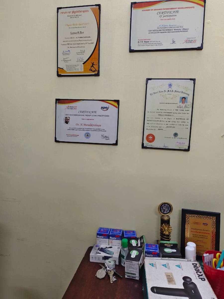 Srivariphysioclinics - Treatment facility and rehabilitation equipment in Palavakkam S.o (kanchipuram), Chennai - Photo 1